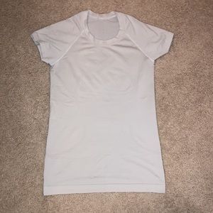 Lulu lemon white textured tee